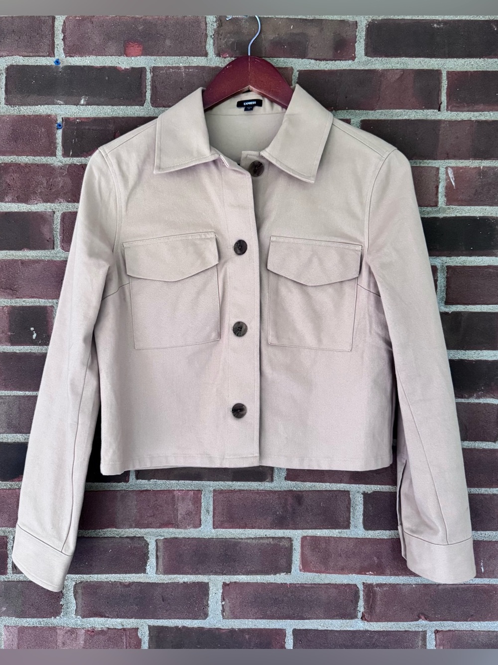 Express Cropped Jacket Women XS Beige Button Front Utility Shacket jacket